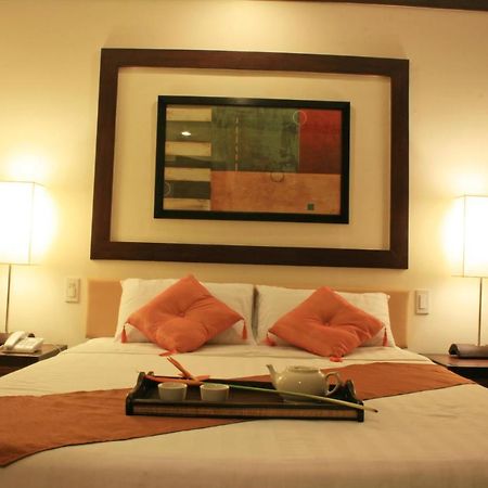 O Hotel Bacolod Eksteriør billede
