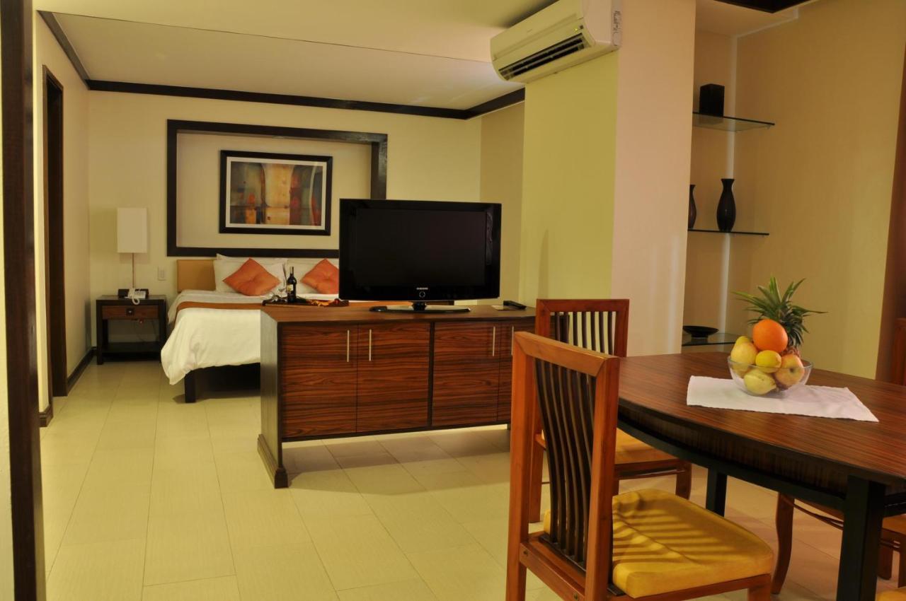 O Hotel Bacolod Eksteriør billede